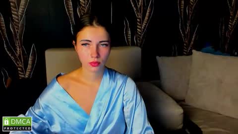 Kira  online show from 18, 10, 2025