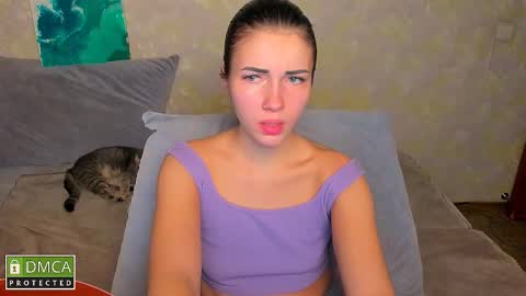 Kira  online show from 2, 11, 2025