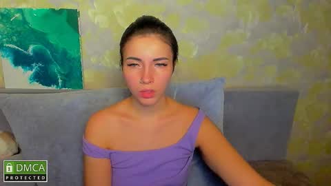 Kira  online show from 8, 11, 2025