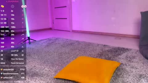 Snapshot of kira_sapphire chatting on 11, 3, 2025 Kira online show from 11, 3, 2025