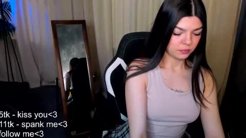 Snapshot of kira_seduce chatting on 17, 11, 2025 Kira online show from 17, 11, 2025