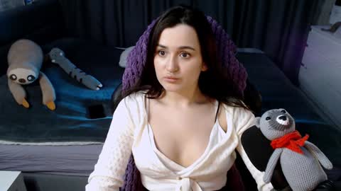 Snapshot of kira_yammy chatting on 8, 1, 2025 Kira follow me online show from 8, 1, 2025