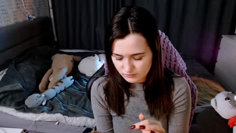 Snapshot of kira_yammy chatting on 21, 1, 2025 Kira follow me online show from 21, 1, 2025