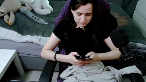 Snapshot of kira_yammy chatting on 25, 1, 2025 Kira follow me online show from 25, 1, 2025