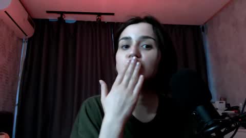 Kira  follow me  online show from 15, 5, 2026