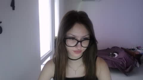 Snapshot of kirakittenn chatting on 5, 10, 2025 kirakittenn online show from 5, 10, 2025