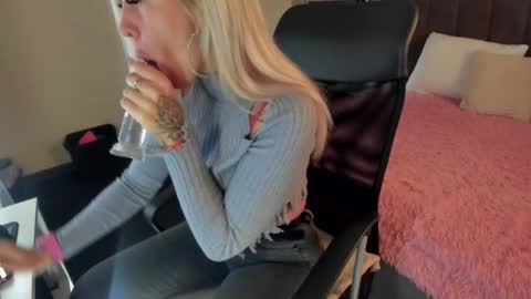 Kira online show from 23, 10, 2025