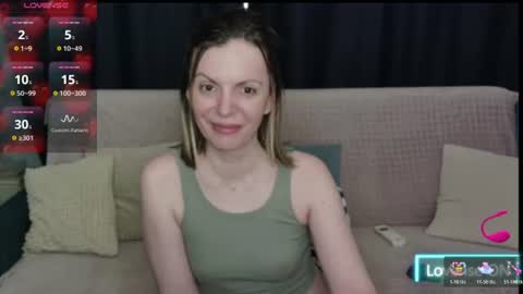 kiramartins cat online show from 14, 7, 2026