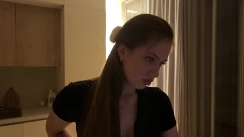 Kira online show from 21, 9, 2025