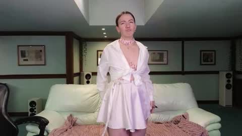 Snapshot of kirarustle chatting on 13, 1, 2026 Kira online show from 13, 1, 2026