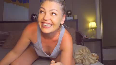 Snapshot of kirasunny chatting on 27, 7, 2026 kirasunny online show from 27, 7, 2026