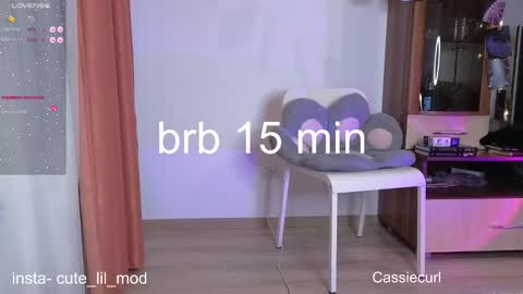 Snapshot of kiraturner chatting on 28, 2, 2025 Kira cute online show from 28, 2, 2025