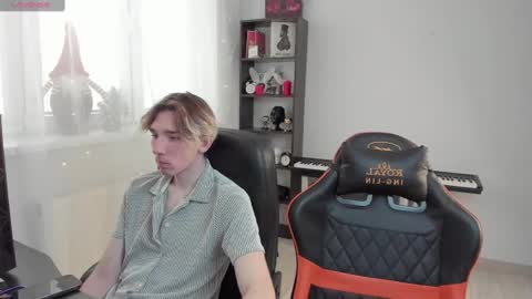 Snapshot of kirill_20_cm chatting on 5, 2, 2025 Kirill and Andrey online show from 5, 2, 2025