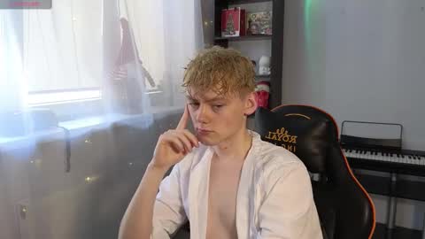 Snapshot of kirill_20_cm chatting on 10, 3, 2025 Kirill and Andrey online show from 10, 3, 2025