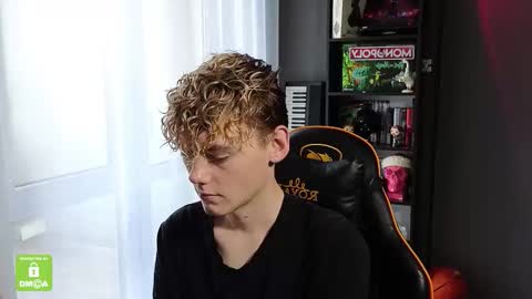 Snapshot of kirill_20_cm chatting on 12, 10, 2025 Kirill and Andrey online show from 12, 10, 2025