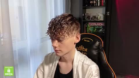 Snapshot of kirill_20_cm chatting on 9, 11, 2025 Kirill and Andrey online show from 9, 11, 2025