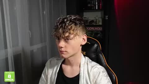 Snapshot of kirill_20_cm chatting on 10, 11, 2025 Kirill and Andrey online show from 10, 11, 2025