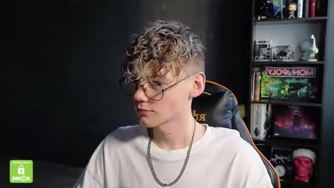 Snapshot of kirill_20_cm chatting on 20, 11, 2025 Kirill and Andrey online show from 20, 11, 2025