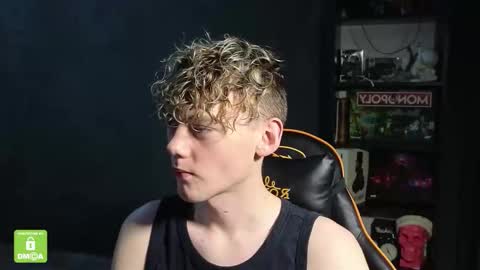 Snapshot of kirill_20_cm chatting on 26, 11, 2025 Kirill and Andrey online show from 26, 11, 2025