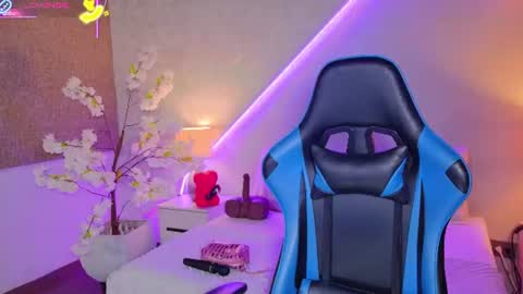 kishalove_ online show from 17, 7, 2026