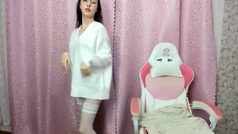 Snapshot of kiskisw chatting on 9, 10, 2025 Asty online show from 9, 10, 2025