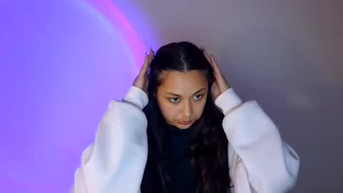 kiss_ameliaa online show from 28, 10, 2025