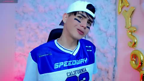 kiss_whitee online show from 16, 10, 2025