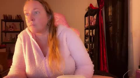 kissica online show from 19, 11, 2025