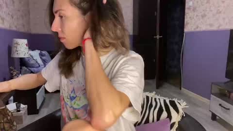 KissIris online show from 2, 12, 2024