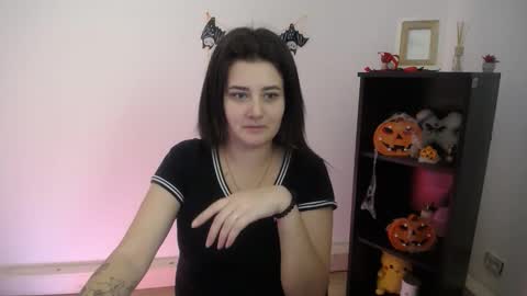 kissleoxx online show from 3, 11, 2025