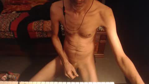 Snapshot of kissmycockandballs chatting on 21, 11, 2025 Your Man online show from 21, 11, 2025