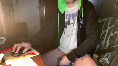 kissofbanned1983 online show from 4, 3, 2026