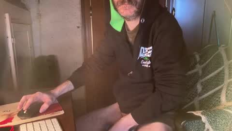 kissofbanned1983 online show from 16, 5, 2026