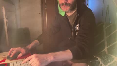 kissofbanned1983 online show from 16, 5, 2026