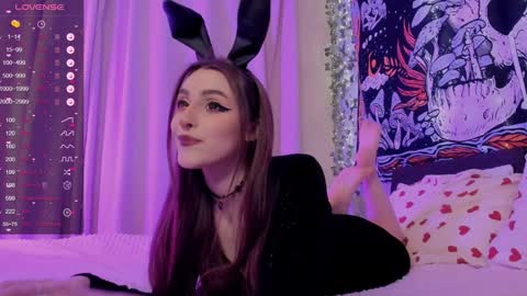 Kissthasky online show from 13, 12, 2024