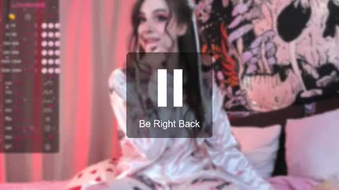 Kissthasky online show from 14, 2, 2025