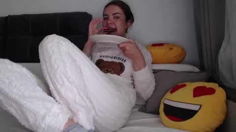 Im Amaia   Everyone Merry Christmas  online show from 28, 7, 2026