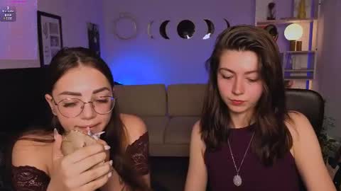 Snapshot of kitniss_dreamy chatting on 28, 6, 2026 kitniss online show from 28, 6, 2026