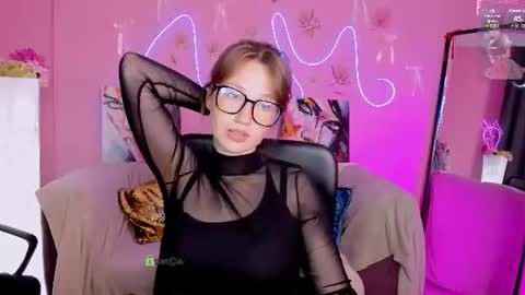 Snapshot of kitniss_dreamy chatting on 11, 7, 2026 kitniss online show from 11, 7, 2026