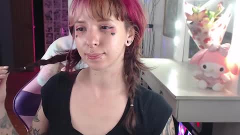 Snapshot of kitsunearineko chatting on 15, 2, 2025 Ari Keimiwrights online show from 15, 2, 2025