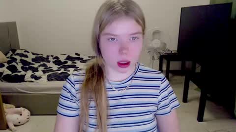 Jennyblonde and Emmabrunette online show from 14, 12, 2024