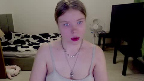 Jennyblonde and Emmabrunette online show from 2, 3, 2025