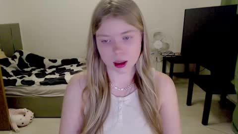 Jennyblonde and Emmabrunette online show from 7, 3, 2025