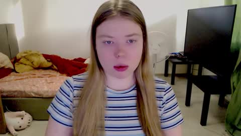 Jennyblonde and Emmabrunette online show from 17, 1, 2026