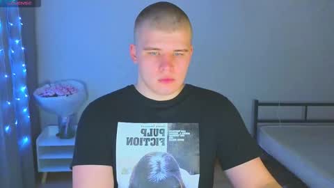 Snapshot of kittenmur chatting on 6, 11, 2025 Vlad online show from 6, 11, 2025