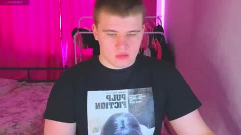 Snapshot of kittenmur chatting on 17, 3, 2026 Vlad online show from 17, 3, 2026