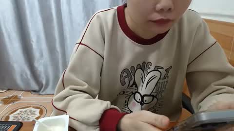 kitti_baby2x online show from 19, 12, 2025