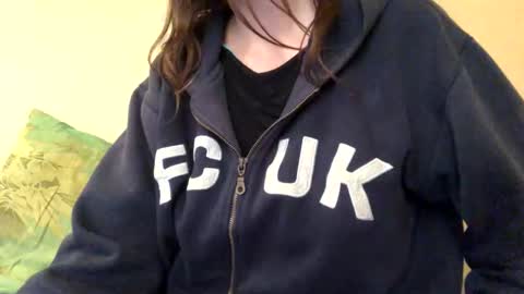 Kittie Creme online show from 8, 6, 2026