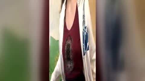 Kittie Creme online show from 19, 6, 2026