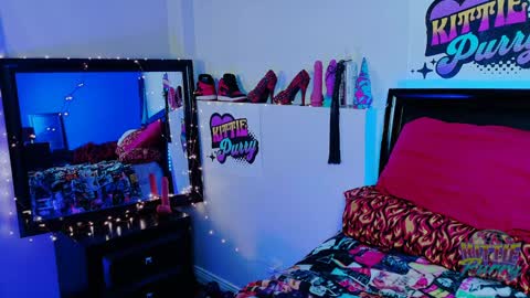 Snapshot of kittiepurry chatting on 8, 1, 2025 Kittie Purry online show from 8, 1, 2025